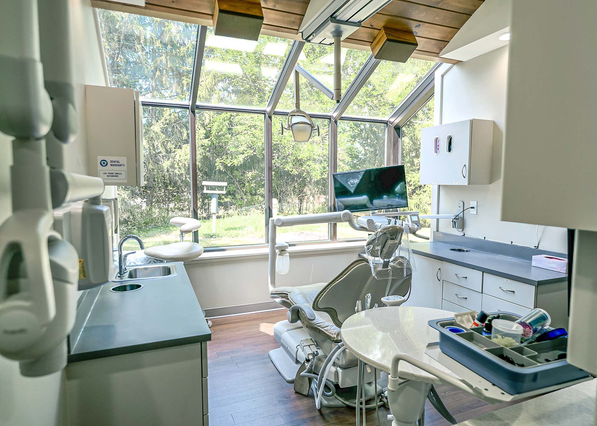 Dentist Near Kentwood